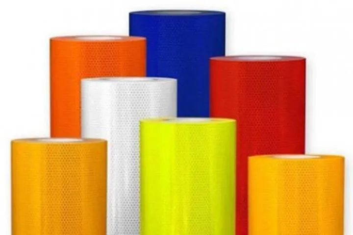 Technologie druku i trwałość folii odblaskowej