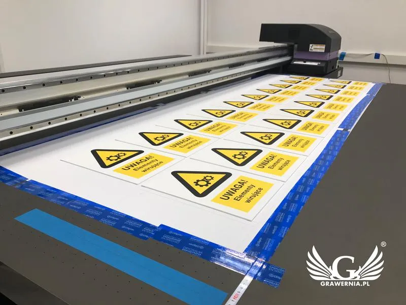 Zastosowania druku UV w reklamie